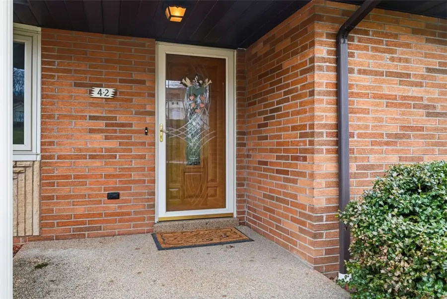 42 Lee Avenue, Washington, PA 15301 - #3