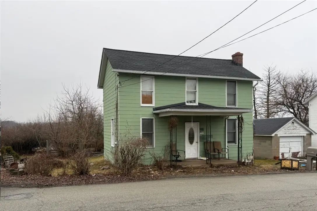 1302 Oaklawn Dr, Latrobe, PA 15650 - #1