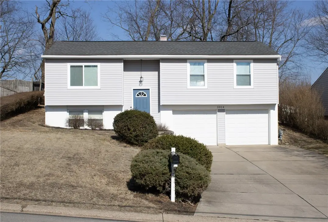 3914 Frederick St, Brentwood, PA 15227 - #1