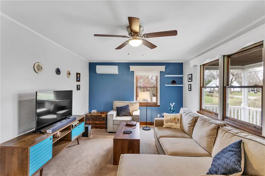 1325 Parkway Rd, Pittsburgh, PA 15237 - #3