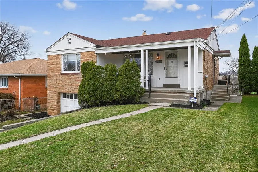 2811 Knowlson Ave, Pittsburgh, PA 15226 - #3