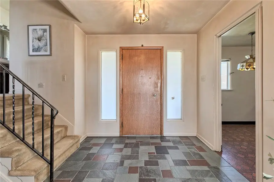 1285 Scenic Drive, Latrobe, PA 15650 - #2