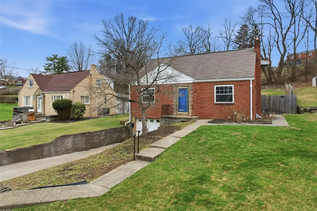 3109 Aniray Cir, Bethel Park, PA 15102 - #1