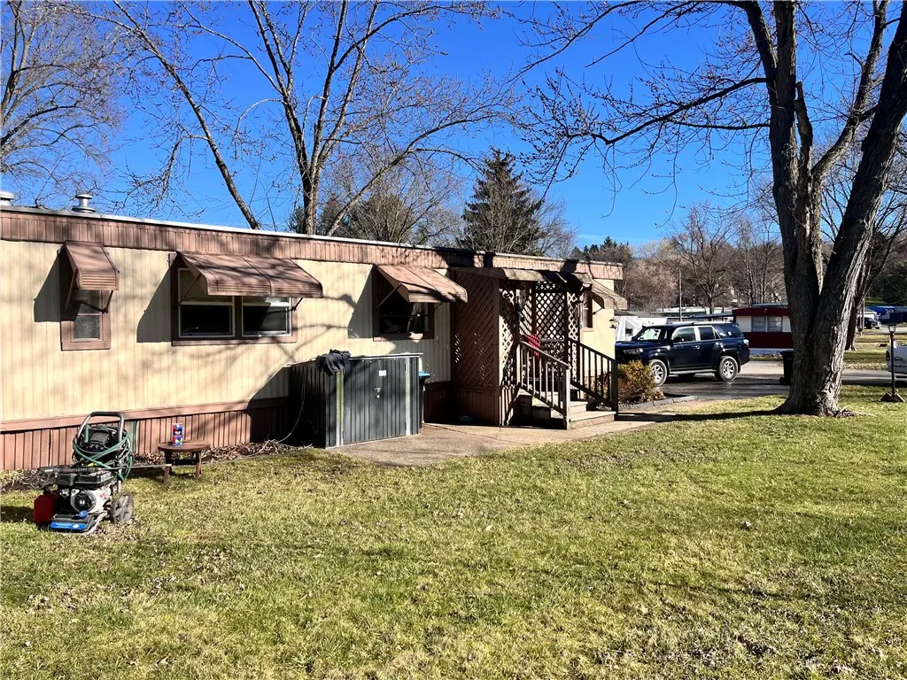 1625 George St, Hermitage, PA 16148 - #1