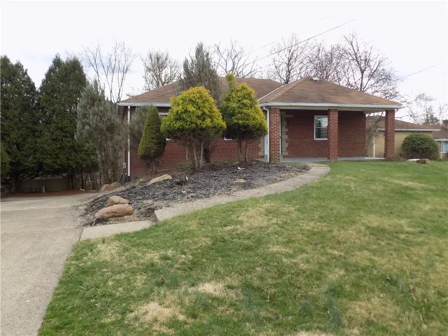 5850 Heberton Dr, Penn Hills, PA 15147 - #2