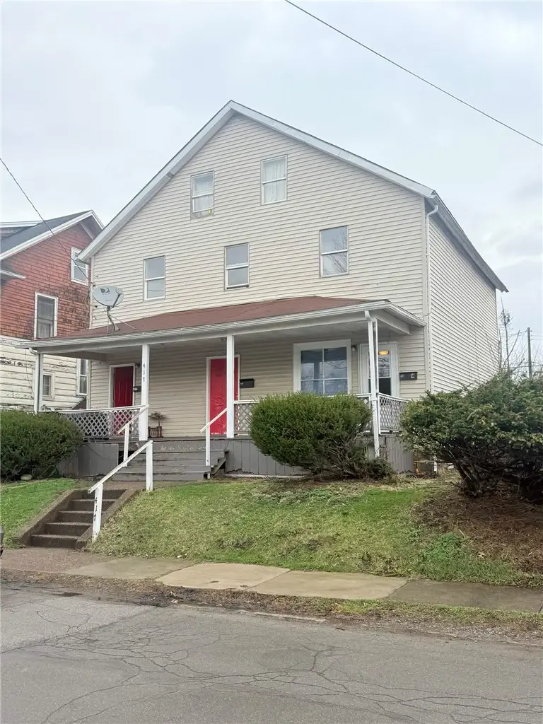 417 New Castle Ave, Sharon, PA 16146 - #1
