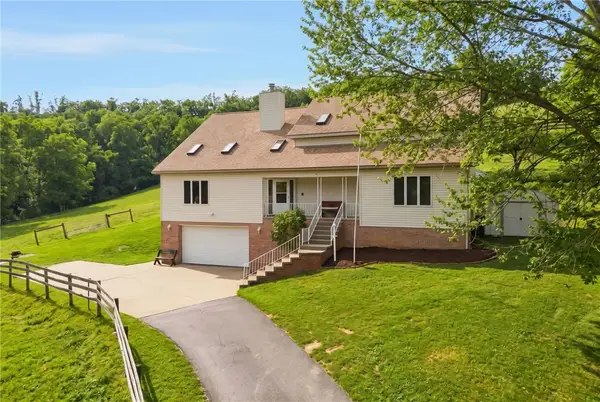327/329 Sugar Run Road, Waynesburg, PA 15370