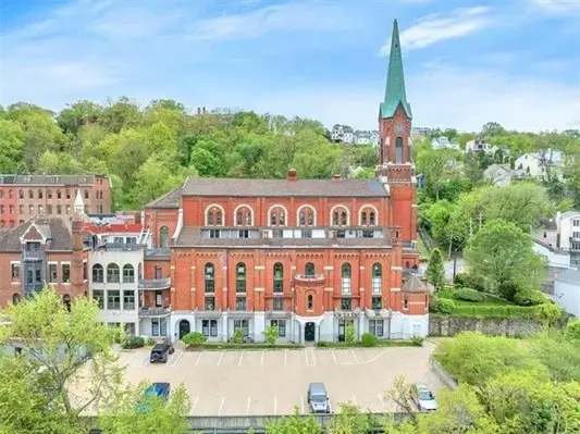 1 Pius St #B1, Pittsburgh, PA 15203