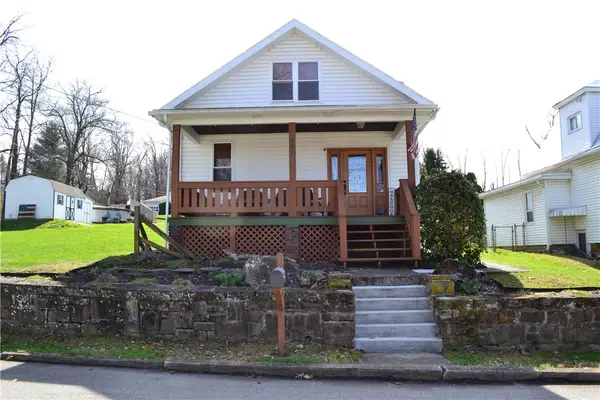 321 E Blake, Connellsville, PA 15425
