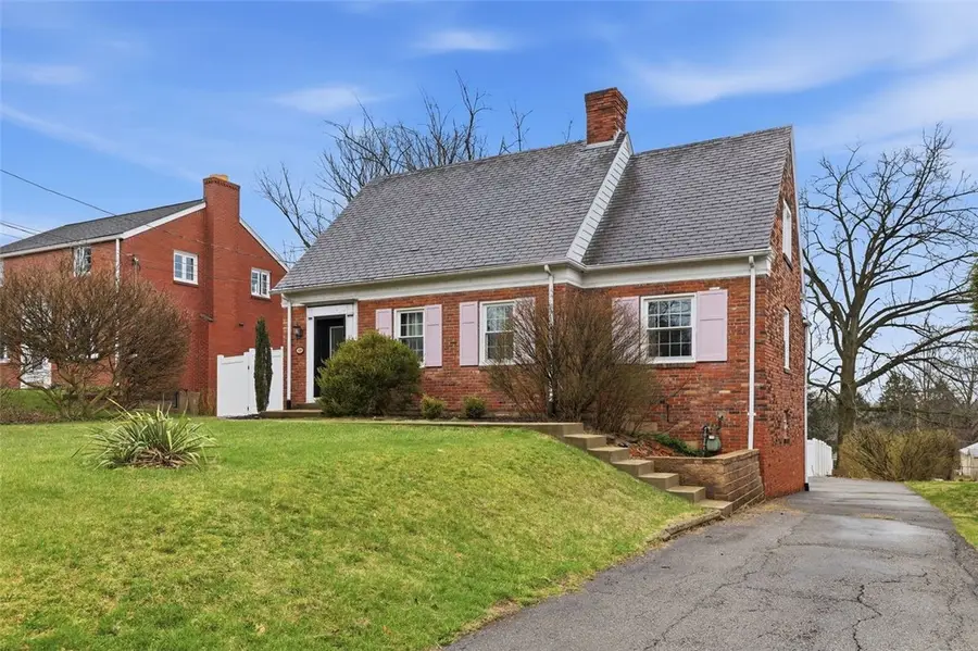 129 Morewood Rd, Glenshaw, PA 15116 - #2