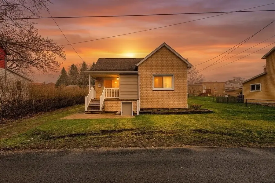 147 S Quarry Street, Mount Pleasant, PA 15666 - #2