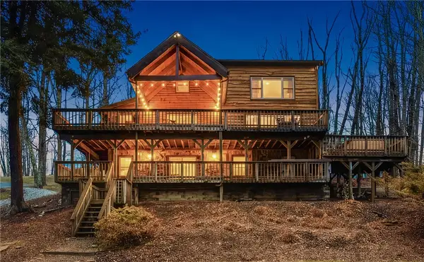 1697 Peninsula Drive, Central City, PA 15926