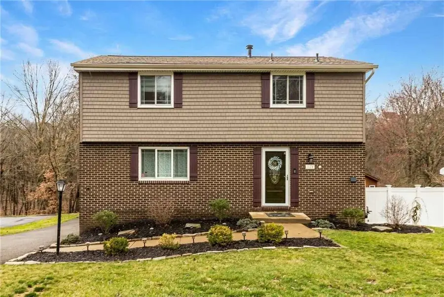 128 Darnley, Coraopolis, PA 15108 - #3