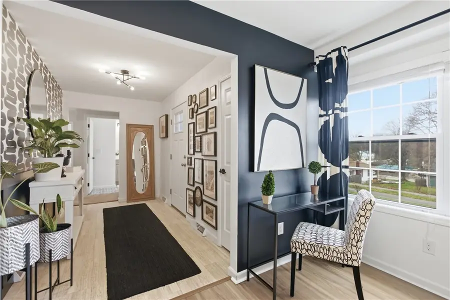 4901 40th Ave, New Brighton, PA 15066 - #3