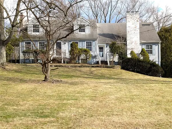 2139 Northwest Drive, Irwin, PA 15642