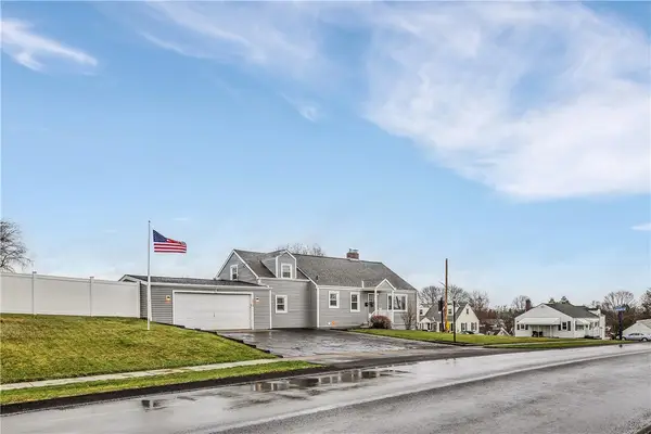 2012 Forge Dr, Aliquippa, PA 15001