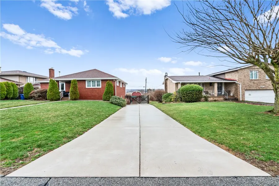 3430 Lynnwood Dr, Homestead, PA 15120 - #3