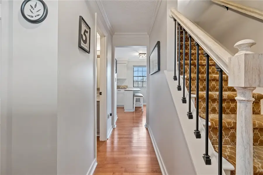 5 Cambria Pt, Pittsburgh, PA 15209 - #2