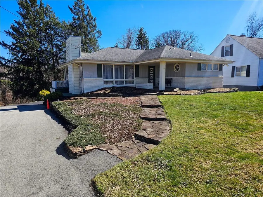 801 Maple Dr, Monongahela, PA 15063 - #2