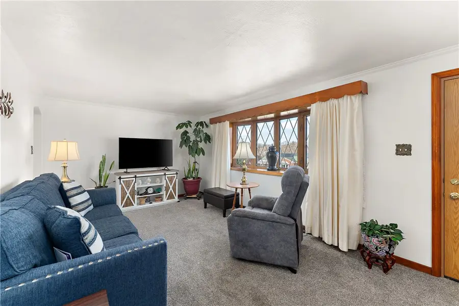 107 Biscayne Ter, Pittsburgh, PA 15212 - #3