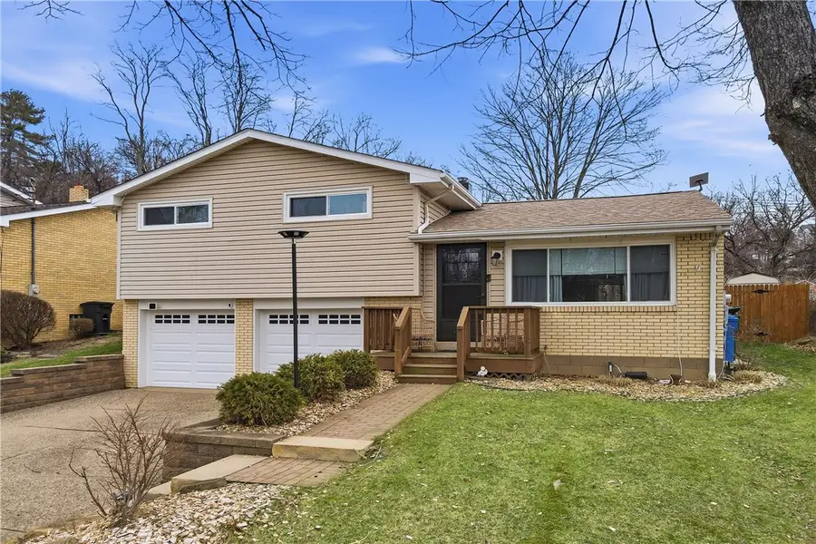 836 Lindenwood Dr, Pittsburgh, PA 15234 - #2