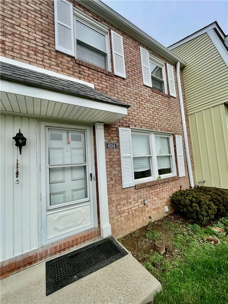 604 Countryside Dr, Robinson, PA 15136 - #3