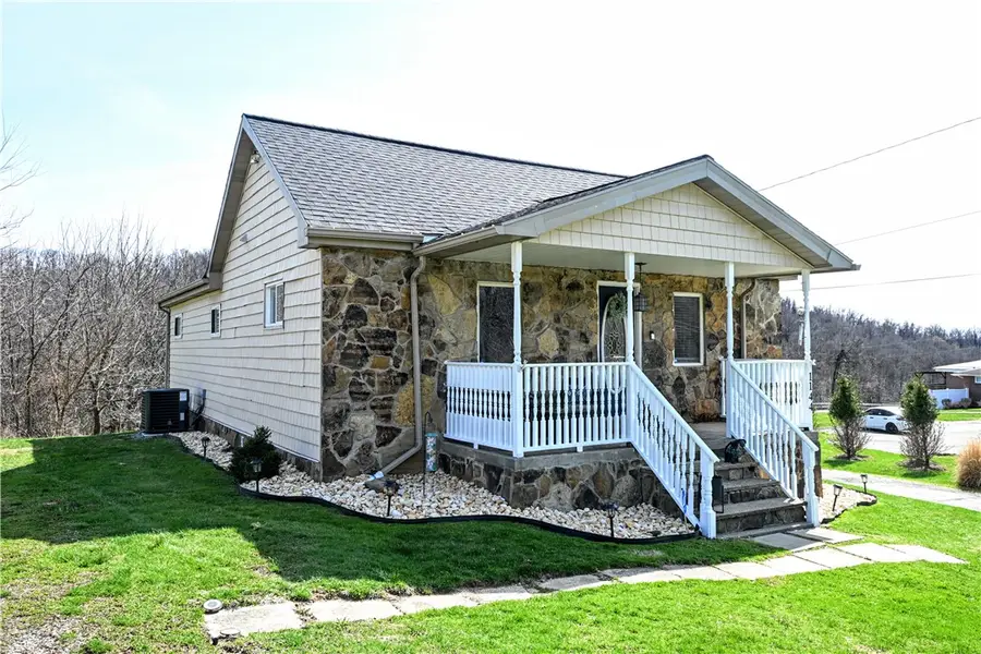 1144 Rostraver Rd, Belle Vernon, PA 15012 - #3