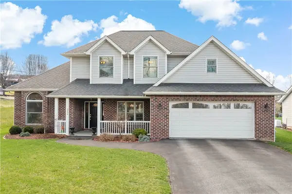 3004 Phillip Dr, Clairton, PA 15025