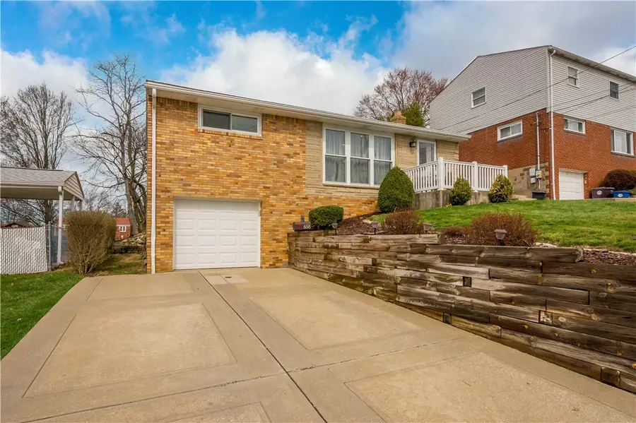 658 Elaine Drive, Pittsburgh, PA 15236 - #2