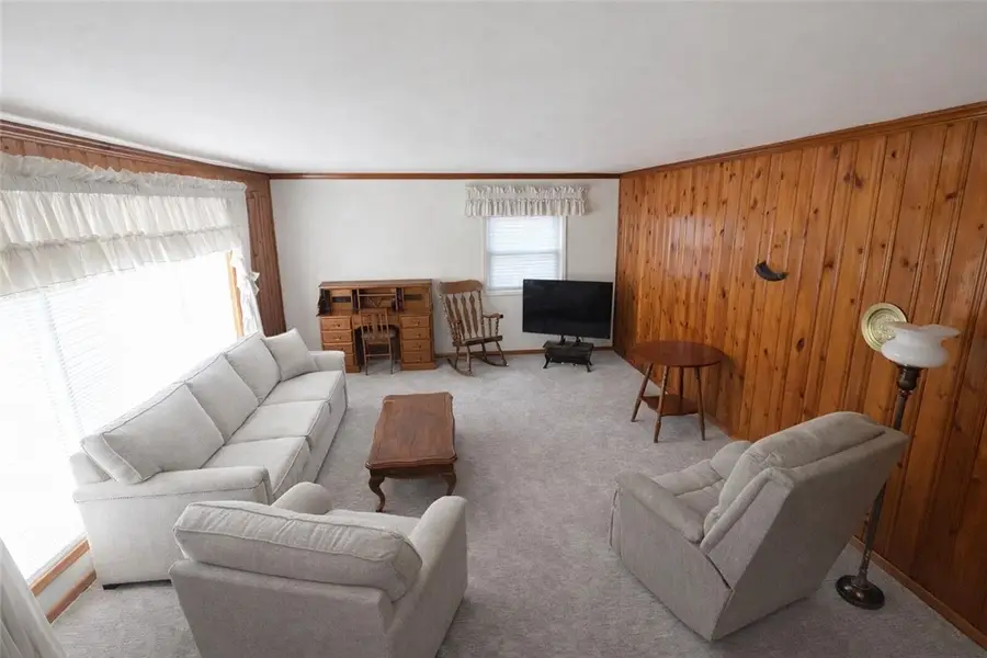 817 Third Avenue, Hyde Park, PA 15641 - #2