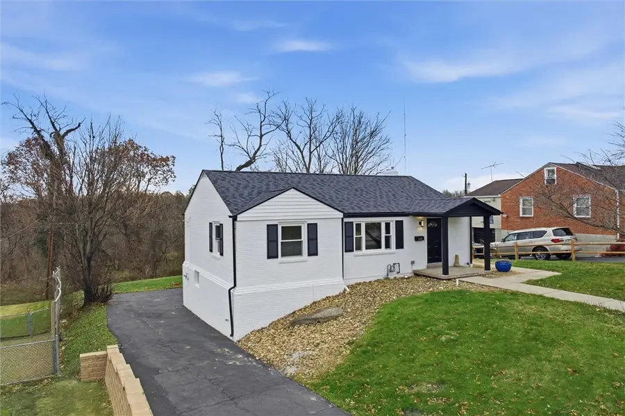 260 Mohawk Dr, McKeesport, PA 15135 - #2