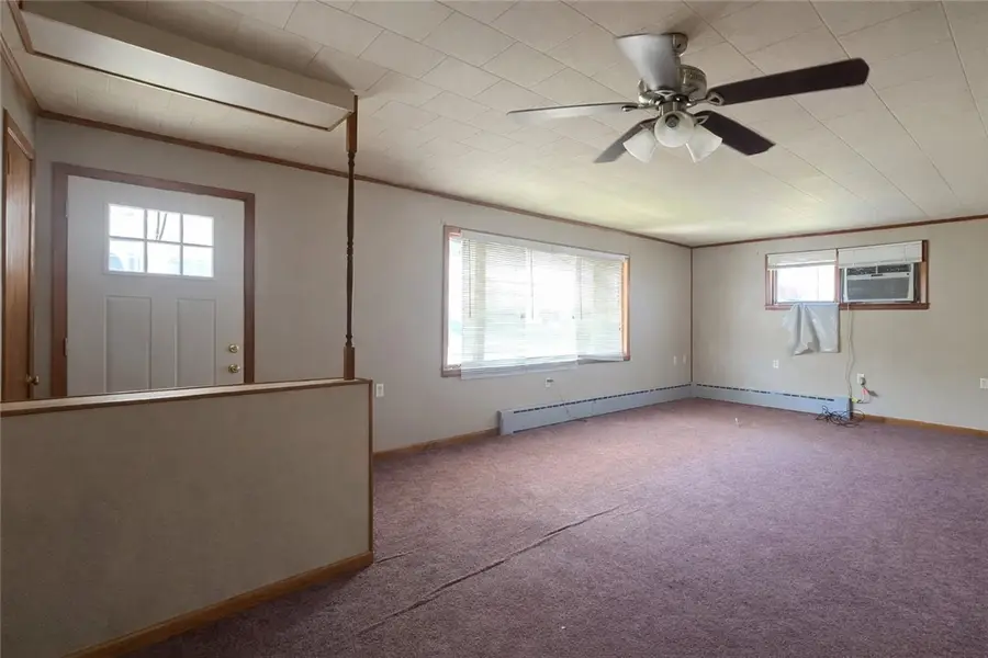 323 Indiana Avenue, Avonmore, PA 15618 - #3