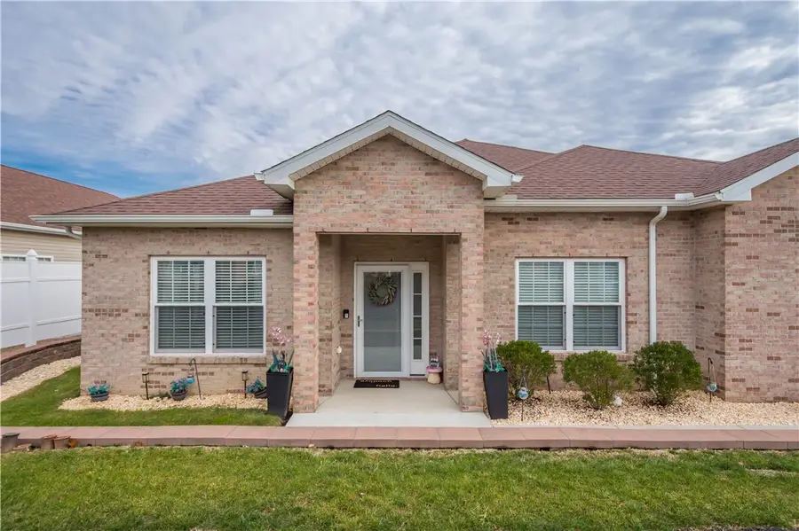 1704 Seminole Circle, Beaver Falls, PA 15010 - #2