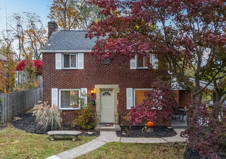 711 Gaywood Dr, Pittsburgh, PA 15235 - #1