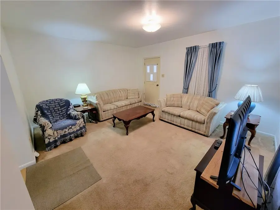 613 Elizabeth Avenue, Elizabeth, PA 15037 - #3