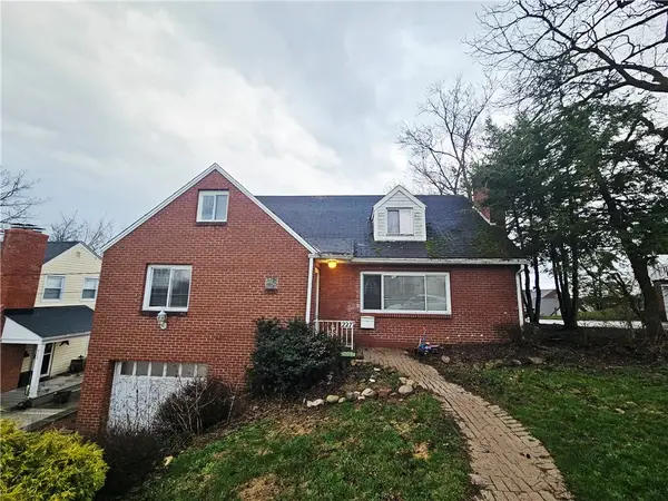227 Thornwood Dr, Canonsburg, PA 15317