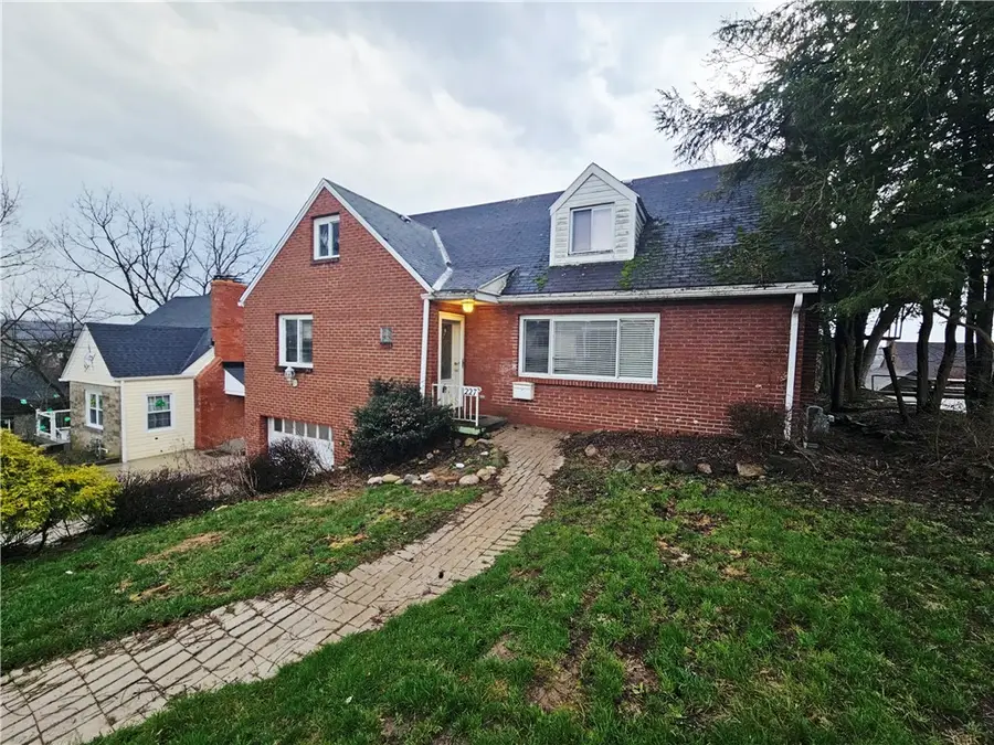 227 Thornwood Dr, Canonsburg, PA 15317 - #2