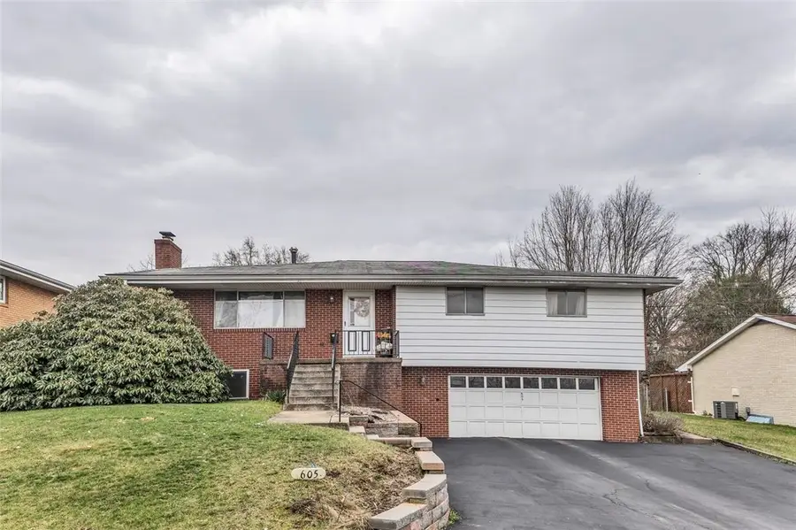 605 Short St, Greensburg, PA 15601 - #2