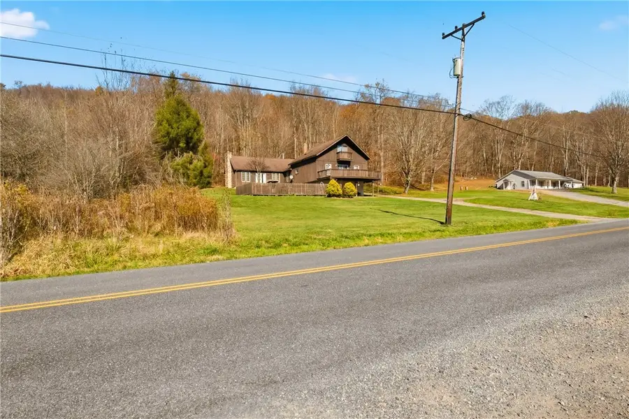 224 Shade St, Hooversville, PA 15936 - #3