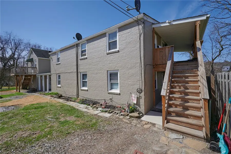 820 6th Ave, Elizabeth, PA 15037 - #2
