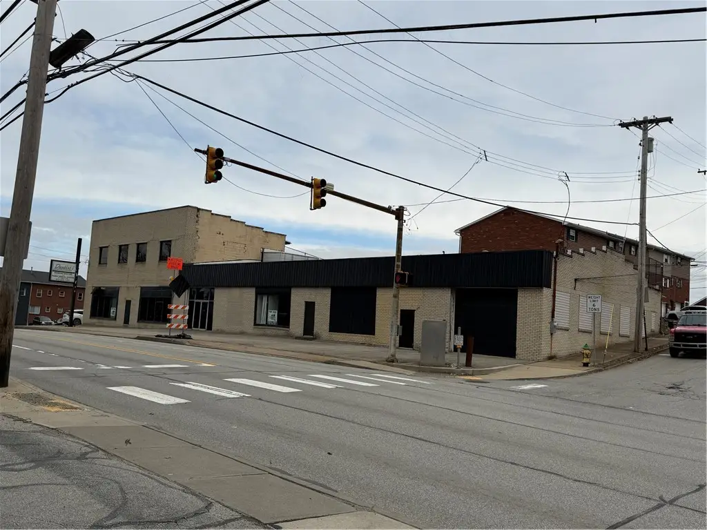 537 Lincoln Hwy, East McKeesport, PA 15035 - #1