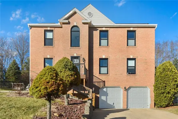 112 Coventry Ct, Monroeville, PA 15146