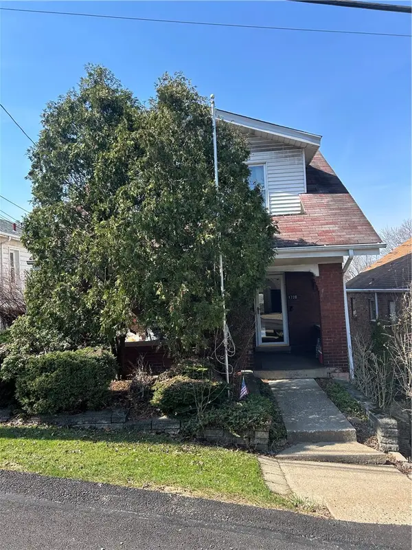 1720 Warriors Rd, Pittsburgh, PA 15205