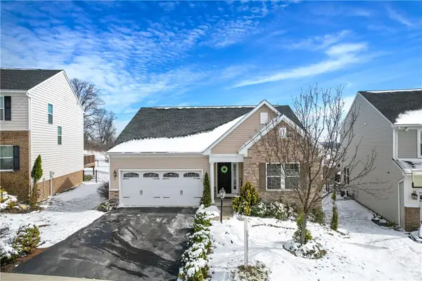 1108 Raymond Dr, Oakdale, PA 15071