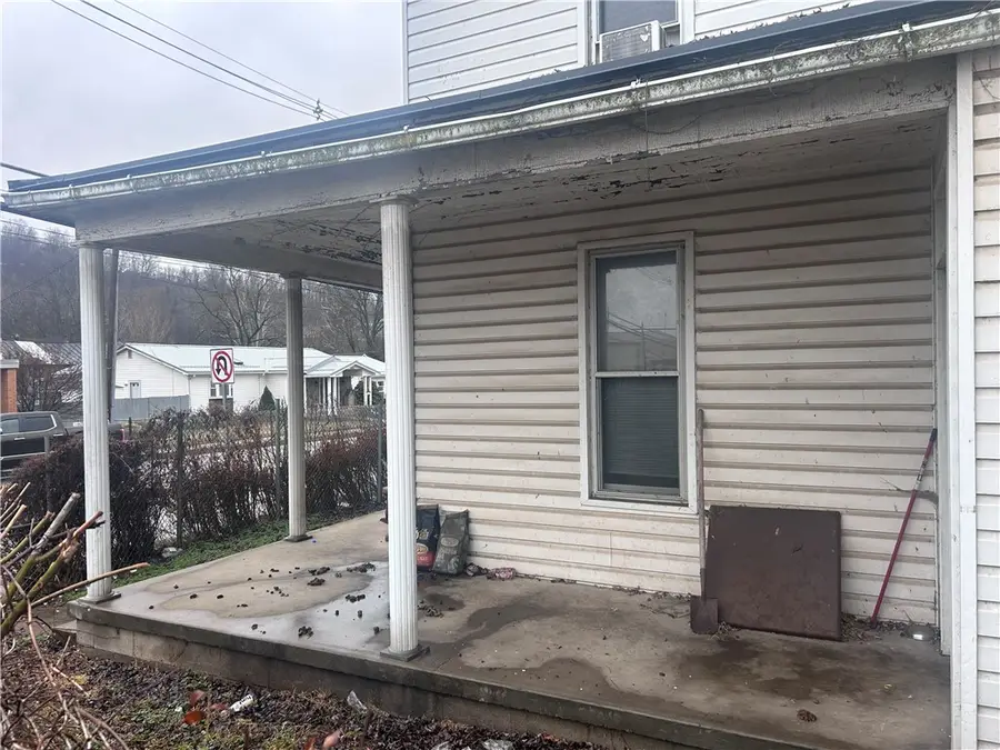 540 Center St, Clarksville, PA 15322 - #3