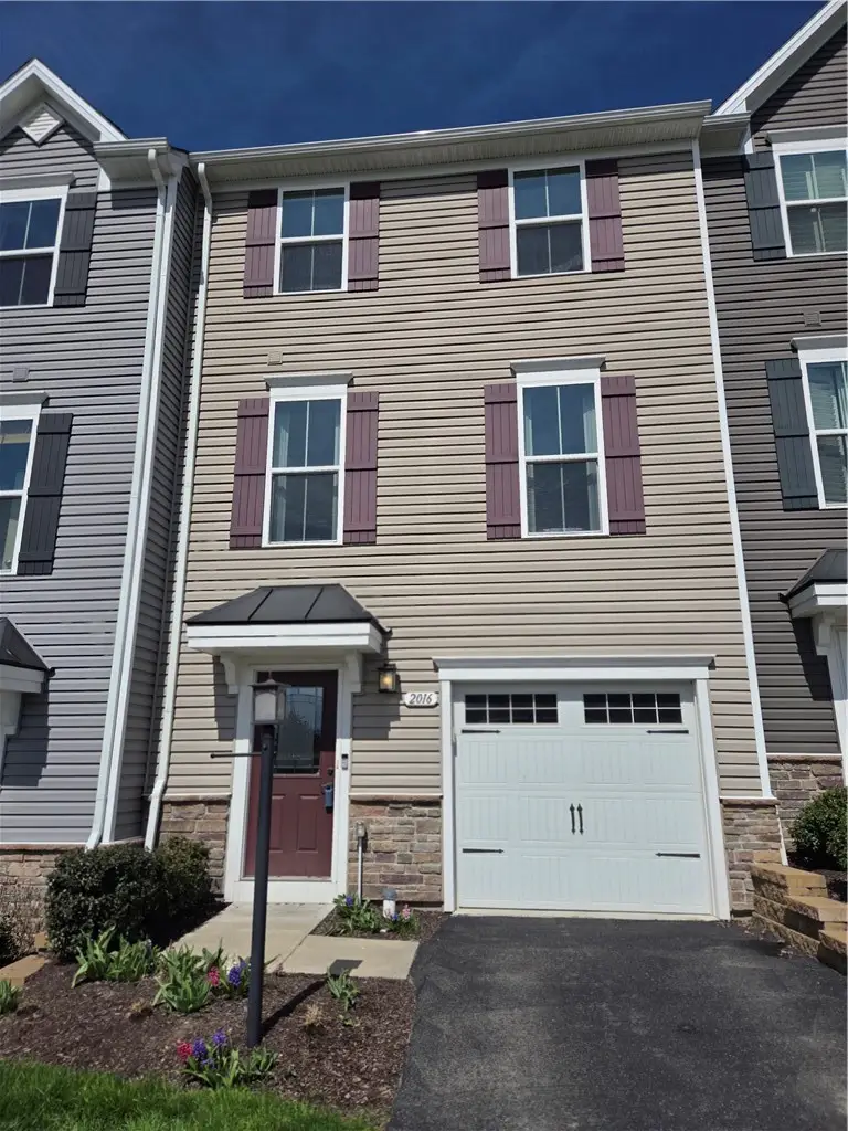 2016 Cade Dr, Monaca, PA 15061 - #1