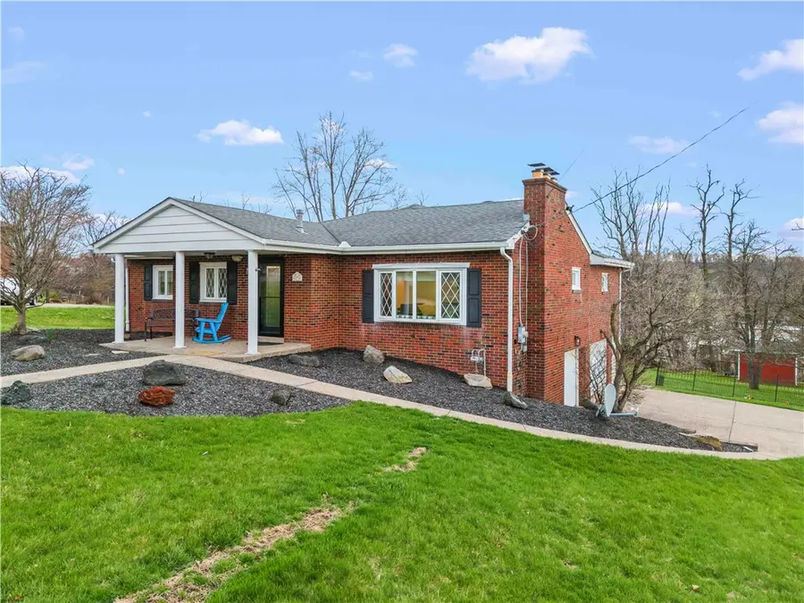 1236 Overlook Dr, Washington, PA 15301 - #3