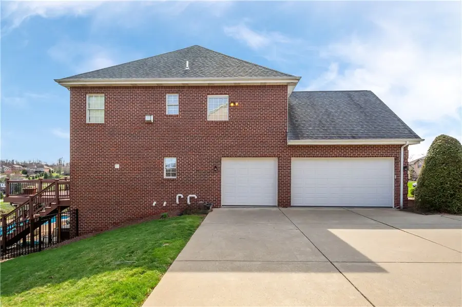 208 Farmington Drive, Venetia, PA 15367 - #3