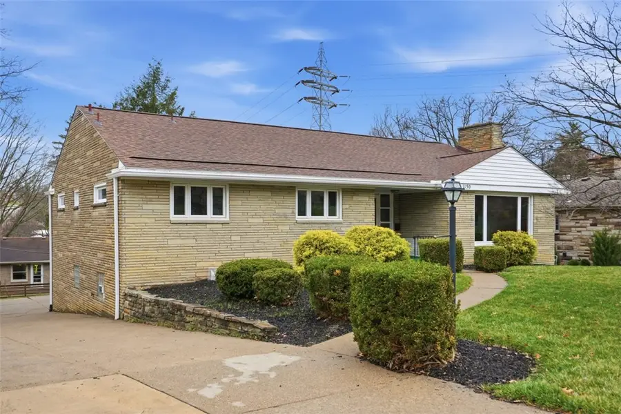 1150 Arrowood Dr, Pittsburgh, PA 15243 - #2