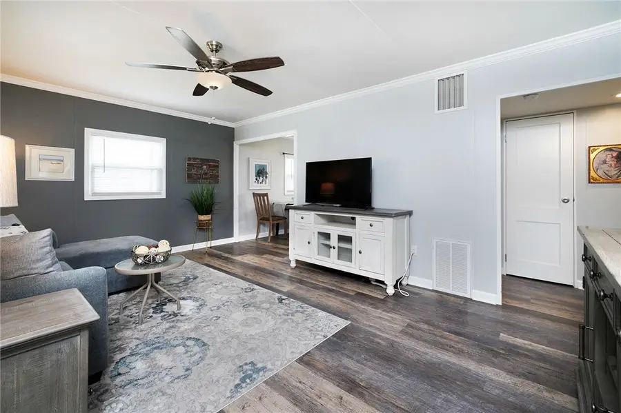 206 Nebraska Ave, Pittsburgh, PA 15225 - #2